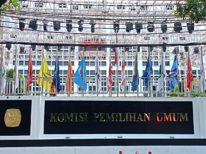 Read more about the article Kebocoran Data Pemilih, Bagaimana Cara Mengatasinya? 